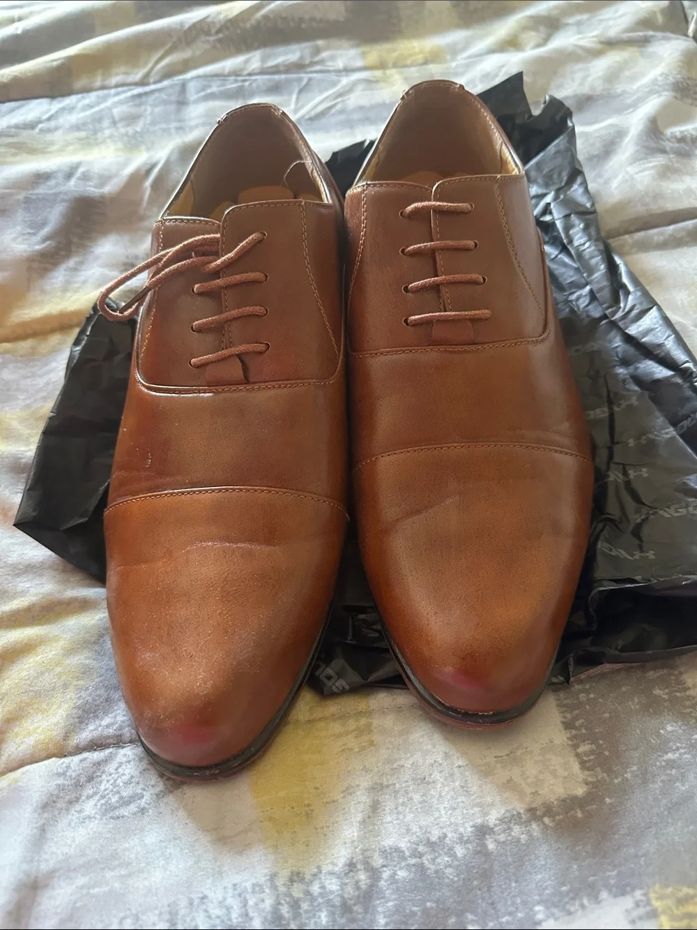 Men’s Tan Leather Lace-Up Oxford